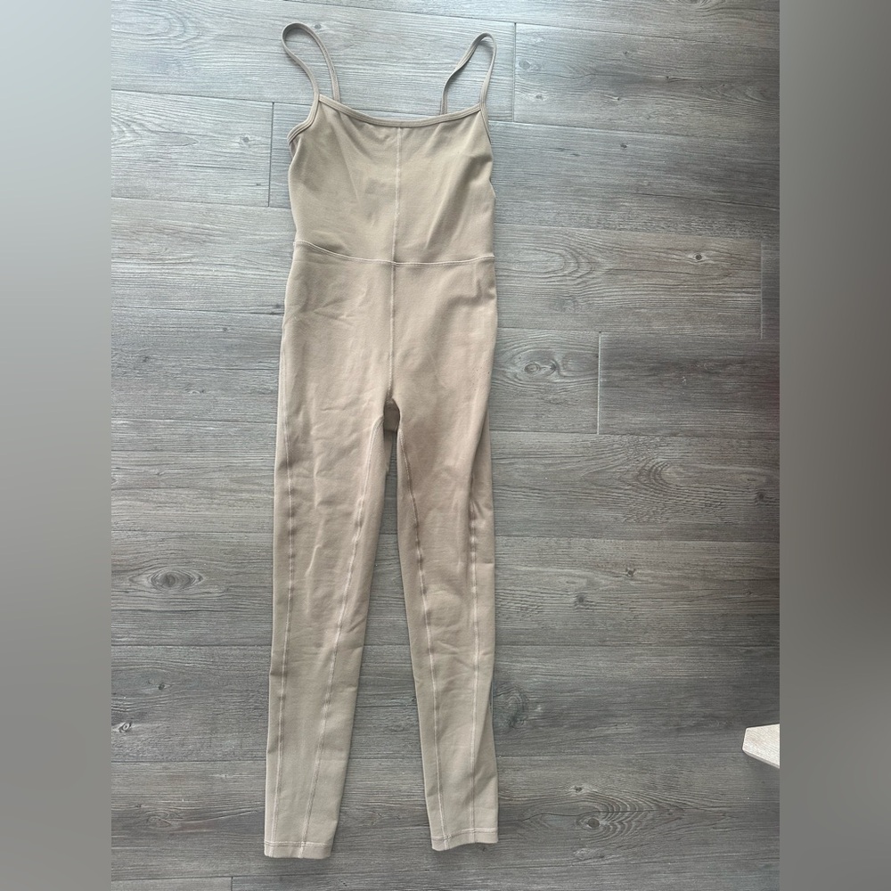 Aritzia / Wilfred Divinity Jumpsuit in Shade Shiitaki Mushroom - Size XS